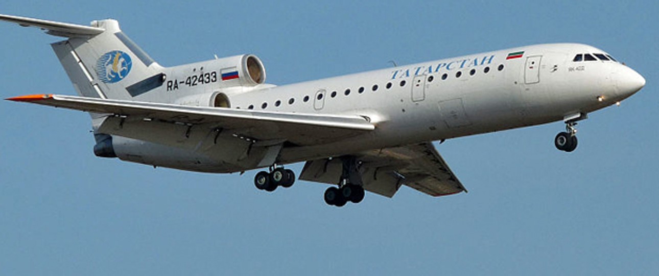 Yak-42 von Tatarsatan: Die Airline liess Passagiere warten.