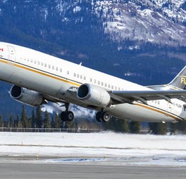 Boeing 737-400 von Flair Airlines: Befördern schon jetzt New-Leaf-Passagiere.