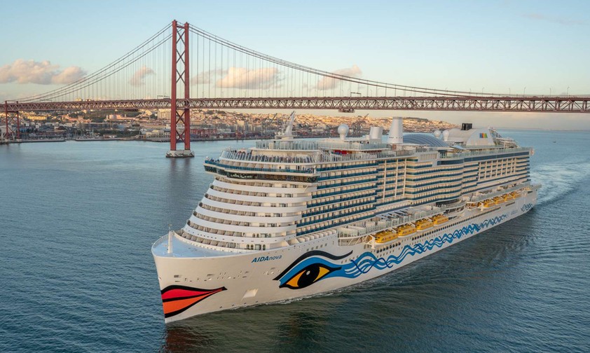 Die Aida Nova in Lissabon: Für die Reisenden vorzeitig Endstation.