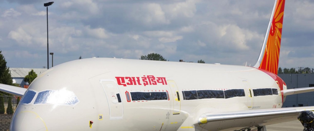 Dreamliner -VT-ANB vor der Auslieferung 2014: Das Flugzeug hatte immer wieder Probleme. 