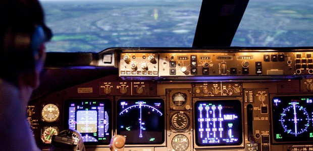 Cockpit einer Boeing 747-400: Der Pilot hatte schlimme Gedanken.
