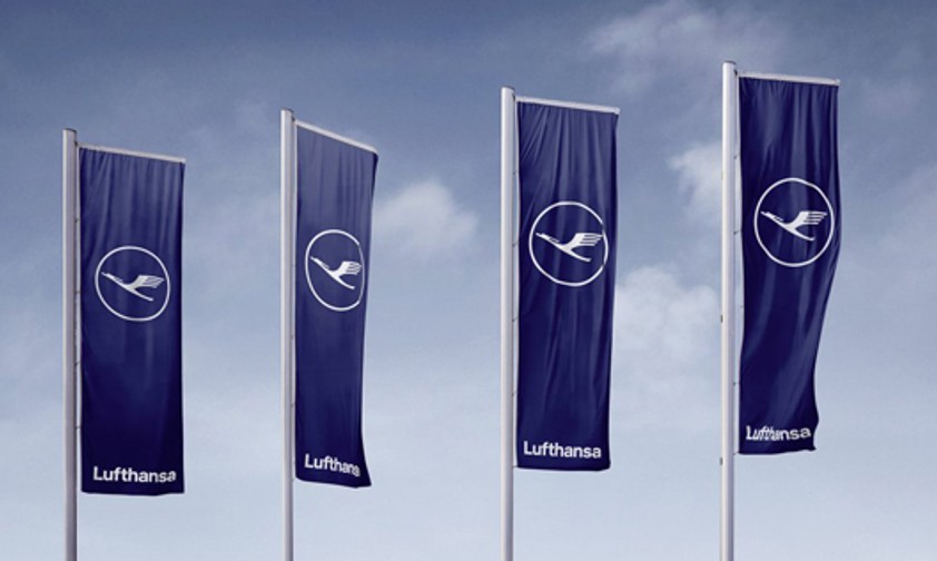 Lufthansa-Fahnen: Neues Personal soll her.