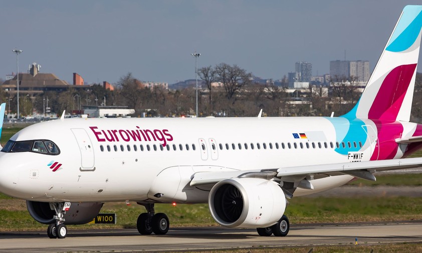 Der erste A320 Neo von Eurowings mit neuen, nicht ausfahrbaren Landelichtern.