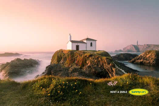 Einsiedelei auf einer Klippe, Galicien, Spanien