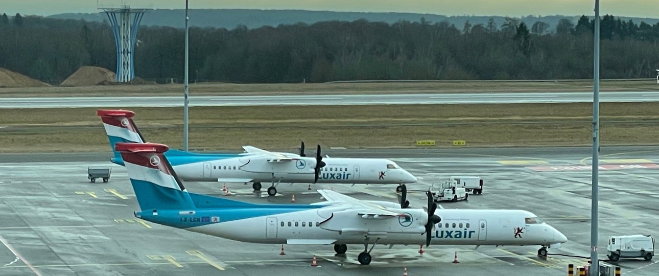 De Havilland Canada Dash 8 in Luxemburg: Zwei Vorfälle von Privatflugzeugen sorgen für Diskussionen.