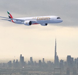 Emirates' Airbus A350 über Dubai: Erst ab 2024 zu sehen.