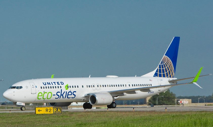 Boeing 737 mit «Eco Skies»-Bemalung: United will Emissionen senken.