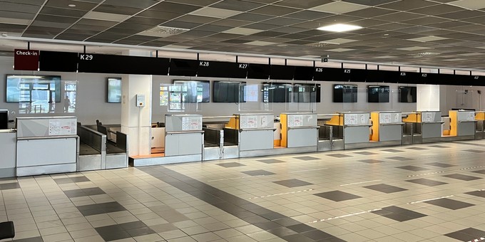 Die ehemaligen hauptsächlich von Easyjet genutzten Check-in-Schalter.