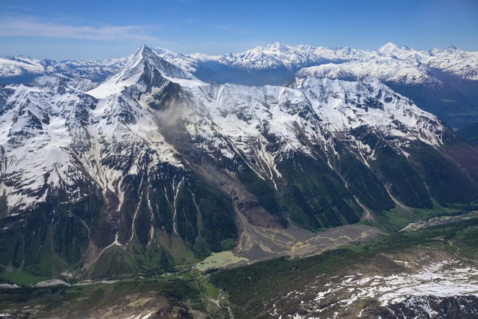 Gut zu sehen ist hier die Abbruchstelle am  Birchgletscher.