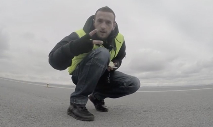 Mit der Gopro direkt am Pistenrand