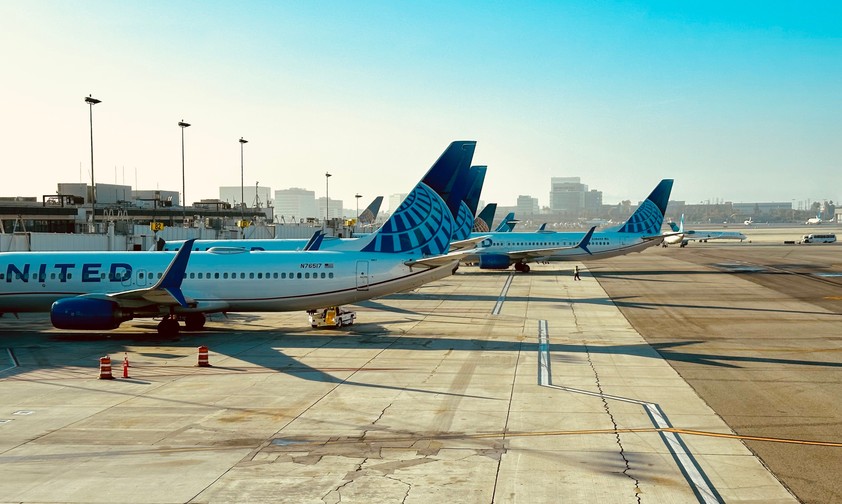 Flugzeuge von United Airlines in Los Angeles: Ärger mit den Triebwerksbauern.