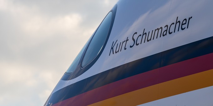 Der A350 mit dem Taufnamen Kurt Schumacher ist nun mit vollständiger Kabine übergeben worden.