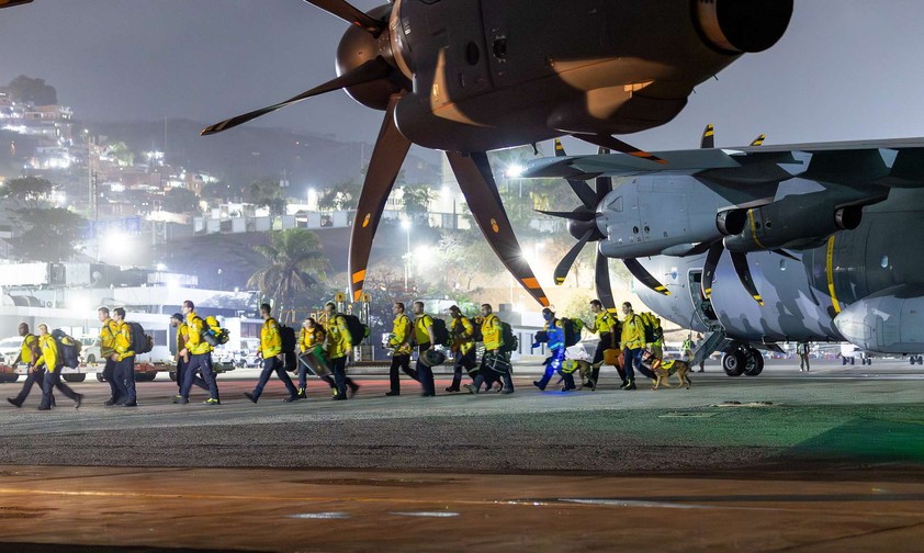 bundeswehr luftwaffe airbus a400 m venezuela hilfe 02
