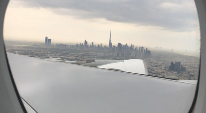 Start vom Dubai International Airport (hier zu in einem Airbus A380 von Emirates): Der israelische Geheimdienst hat ein Problem mit dem Flughafen.