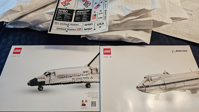Papier- statt Plastikbeutel, getrennte Anleitungen und nervige Aufkleber.