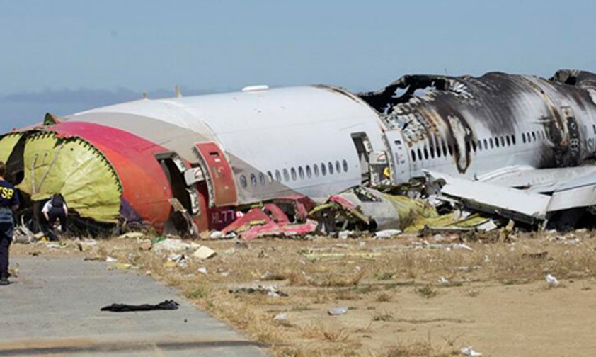 Wrack des Asiana-Fliegers, der in San Francisco verunglückte: Bei der Landung höhere Chancen.