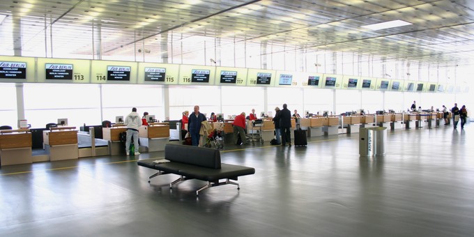 Lang, lang ist's her: Air-Berlin-Check-in im Terminal 1A.