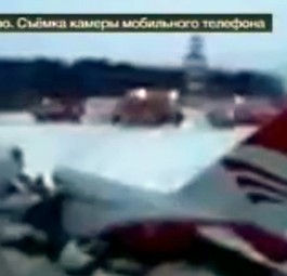 Die verunglückte Maschine: Die Tu-204 brach auseinander.