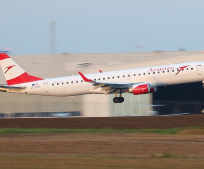 Embraer E195 von Austrian Airlines in Wien: Die Regionalflieger werden ausgeflottet.