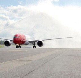 Dreamliner von Norwegian: Fast mehr am Boden als in der Luft.