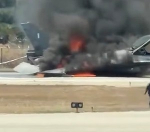 Die brennende General Dynamics F-16 in Zakynthos: Der Pilot blieb unverletzt.