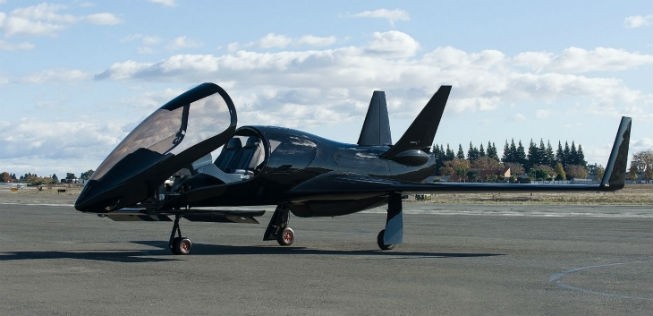 Das Flugzeug soll daneben auch genügend Platz für Golf- oder gar Skiausrüstung haben und spricht somit eine klare Zielgruppe an.