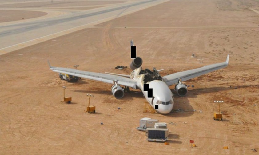Die MD11 von Lufthansa Cargo: Totalschaden (Indentifikationsmerkmale von der Behörde eingeschwärzt).