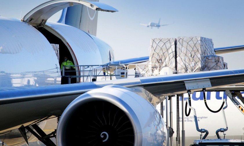 Abfertigung in Frankfurt: Unter Zeitdruck.