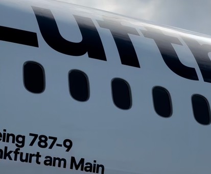 lufthansa boeing 787 9 allegris d abpf frankfurt am main
