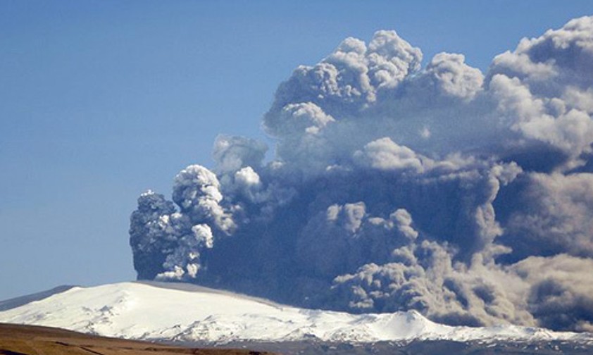Eyjafjallajökull-Ausbruch: So groß wird Easyjets Wolke nicht