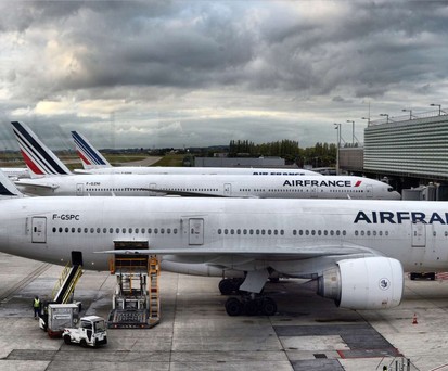 Drei Boeing 777 von Air France: Frankreich hat das Streikrecht für Fluglotsen verändert.