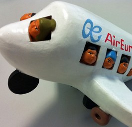 Spielzeugmodell eines Air-Europa-Fliegers: Die Airline will nach Bolivien.