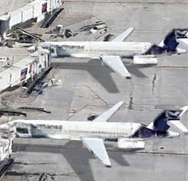 Zwei Boeing 717 von Lufthansa: Die Maschinen erscheinen in Google Maps am Flughafen Detroit.