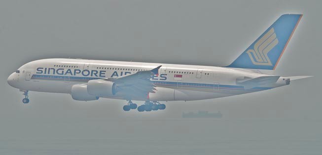 A380 von Singapore Airlines im Smog (Archivbild):  Der Stadtstaat ist gerüstet für die Situation.