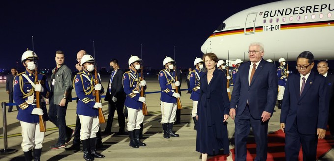 So wird der Airbus A350 genutzt: Bundespräsident Frank-Walter Steinmeier bei einem Besuch in Kambodscha.