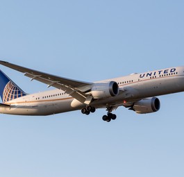 United Airlines erhielt im März und April 2021 von Boeing drei Boeing 787-9 mit Motoren von General Electric.