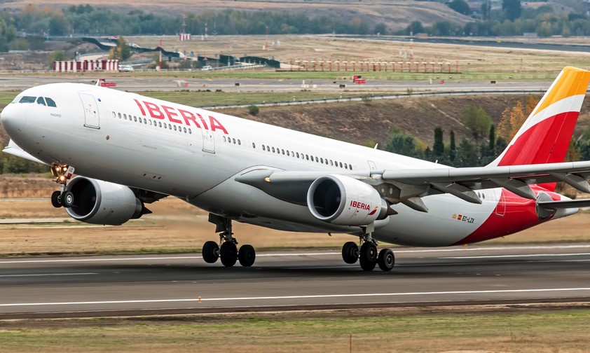 Iberia airlines airbus a330 300 ec lzx