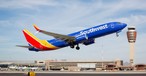 Boeing 737 von Southwest: Ein Flugzeug musste durchstarten, eins startete gerade. 
