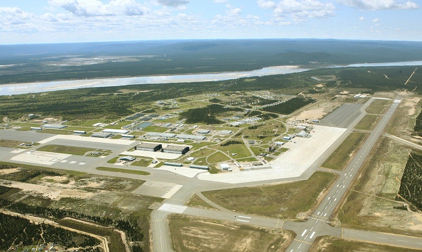 Flughafen Goose Bay: Eine Piste ist kaputt.