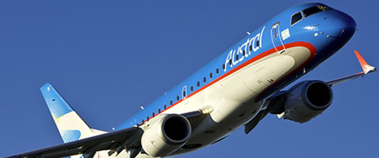 Embraer von Austral: Eine Maschine der Airline musste warten - in der Luft.