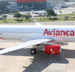 Maschine von Avianca: Die Fluggesellschaft sorgt in Argentinien für Aufsehen.