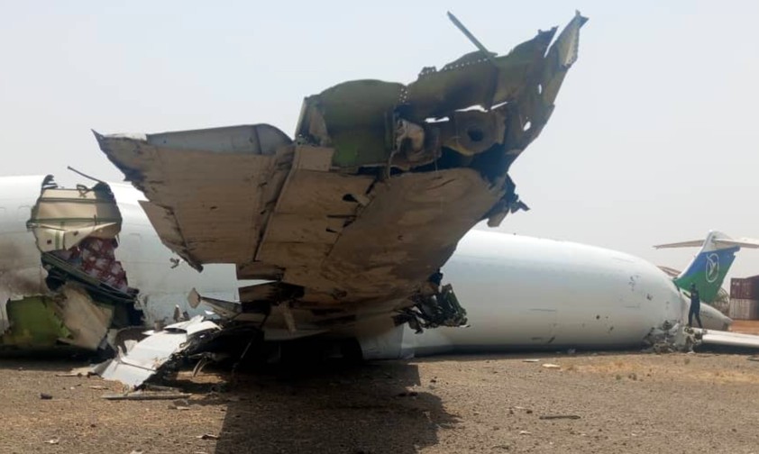 Die verunglückte Boeing 727: Brach entzwei.