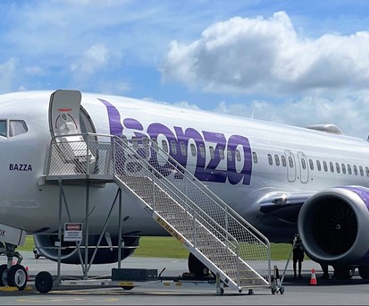 Bonzas Boeing 737 Max 8 mit dem Namen Bazza: Absolvierte den ersten Flug der Airline.