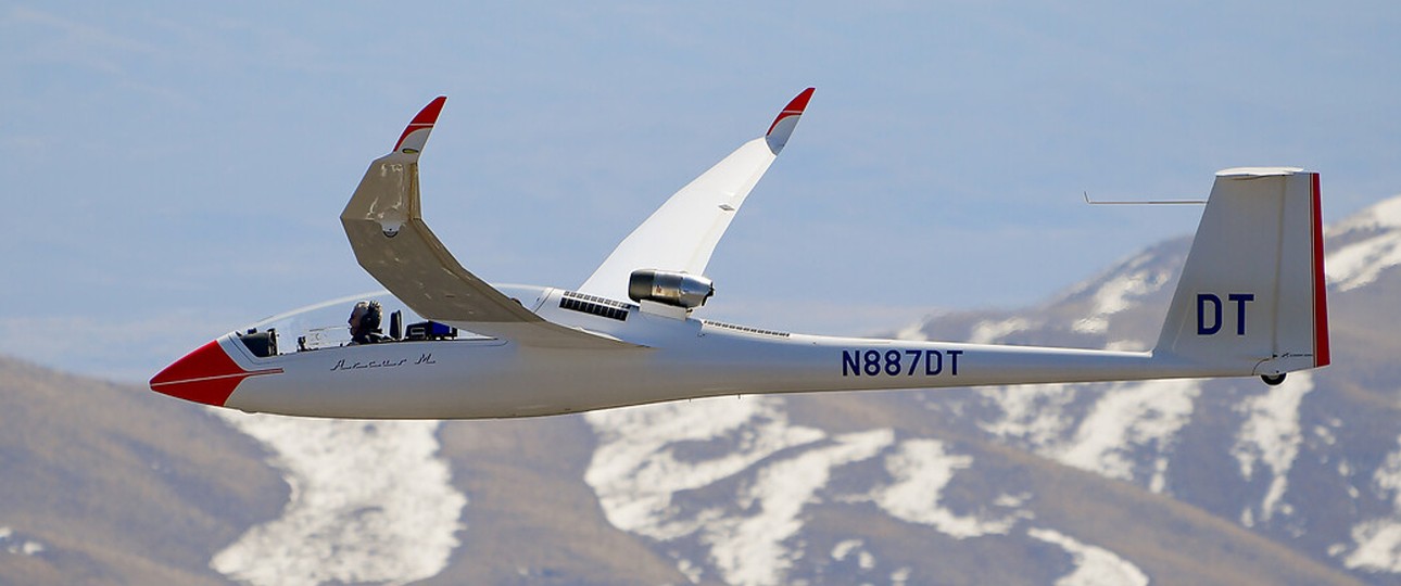 Der erste Flug des Projektes Blue Condor: Der Segelflieger ...