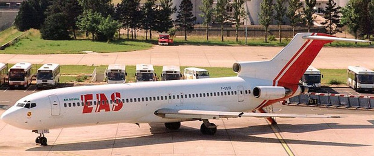 Eine von EAS geleaste Maschine von Air Bissau: Die Airline wurde 1998 abgewickelt.