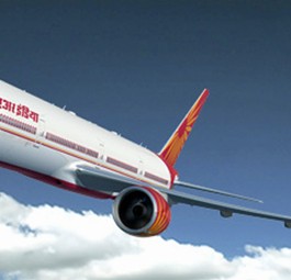 Boeing B777 in den Farben von Air India. Achtung, eventuell VVIP an Bord.