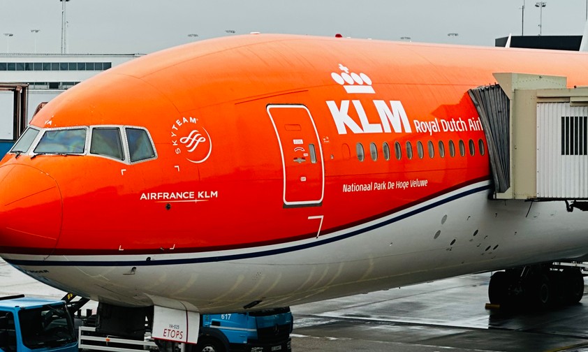 Boeing 777 von KLM in orange - der Farbe der Niederlande: Die Airline wird kritisiert.