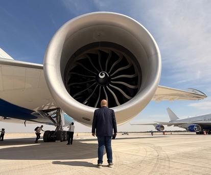 Blick ins Triebwerk der Boeing 777X: Ein Blickfang.