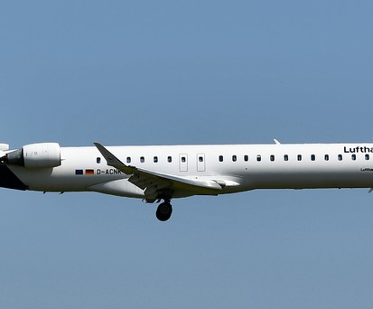 CRJ 900 von Lufthansa Cityline: zwei Routen weniger.