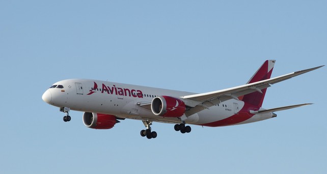 Boeing 787 von Avianca: Ein Influencer soll eine Stinkbombe während eines Transatlantikfluges gezündet haben.